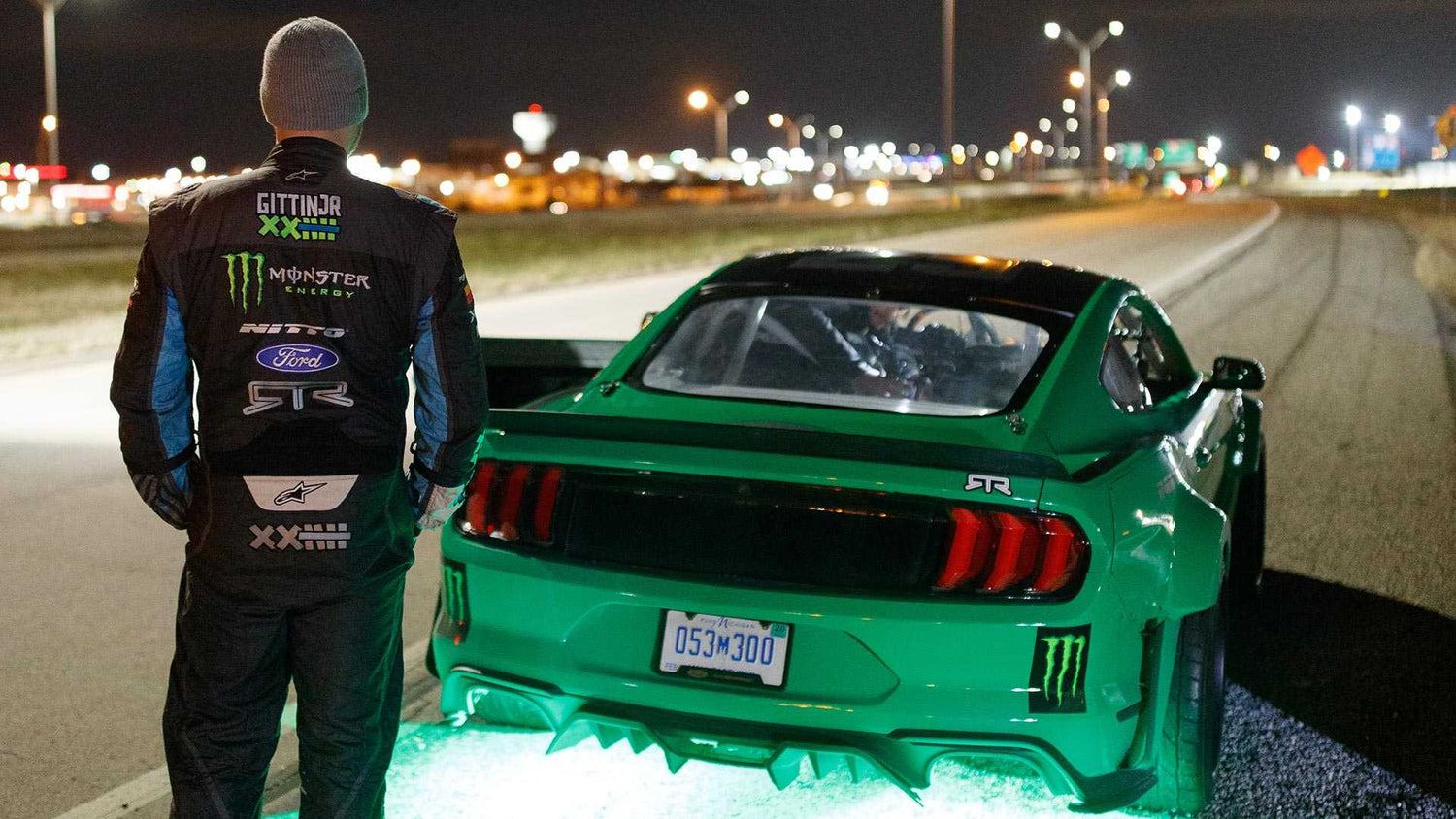 Vaughn Gittin Jr. Drifts A Cloverleaf In His 900 HP Ford Mustang RTR